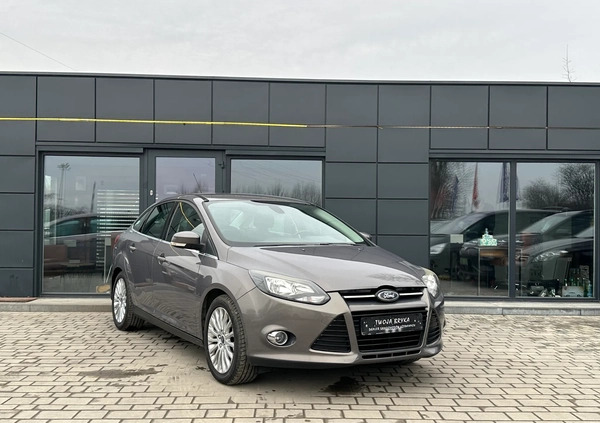 Ford Focus cena 27900 przebieg: 200000, rok produkcji 2011 z Tychy małe 497